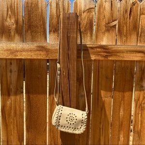 Mossimo ~ Small Tan Purse (3/$15 Bundle)